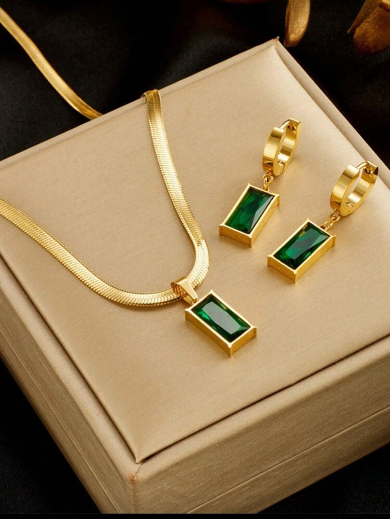 Conjunto de joyería